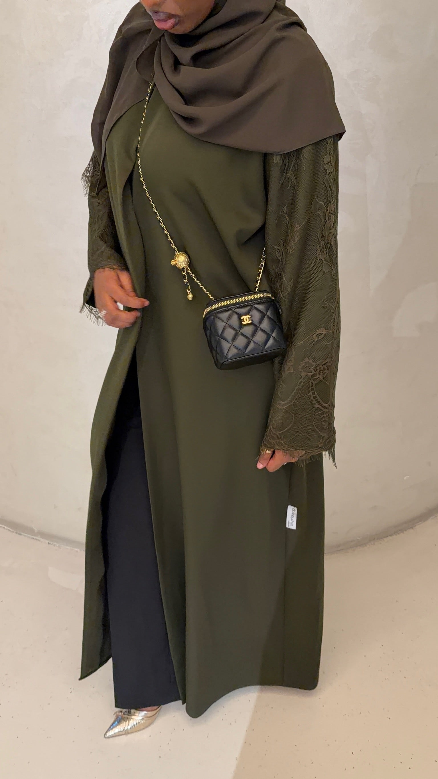 Olive Abaya