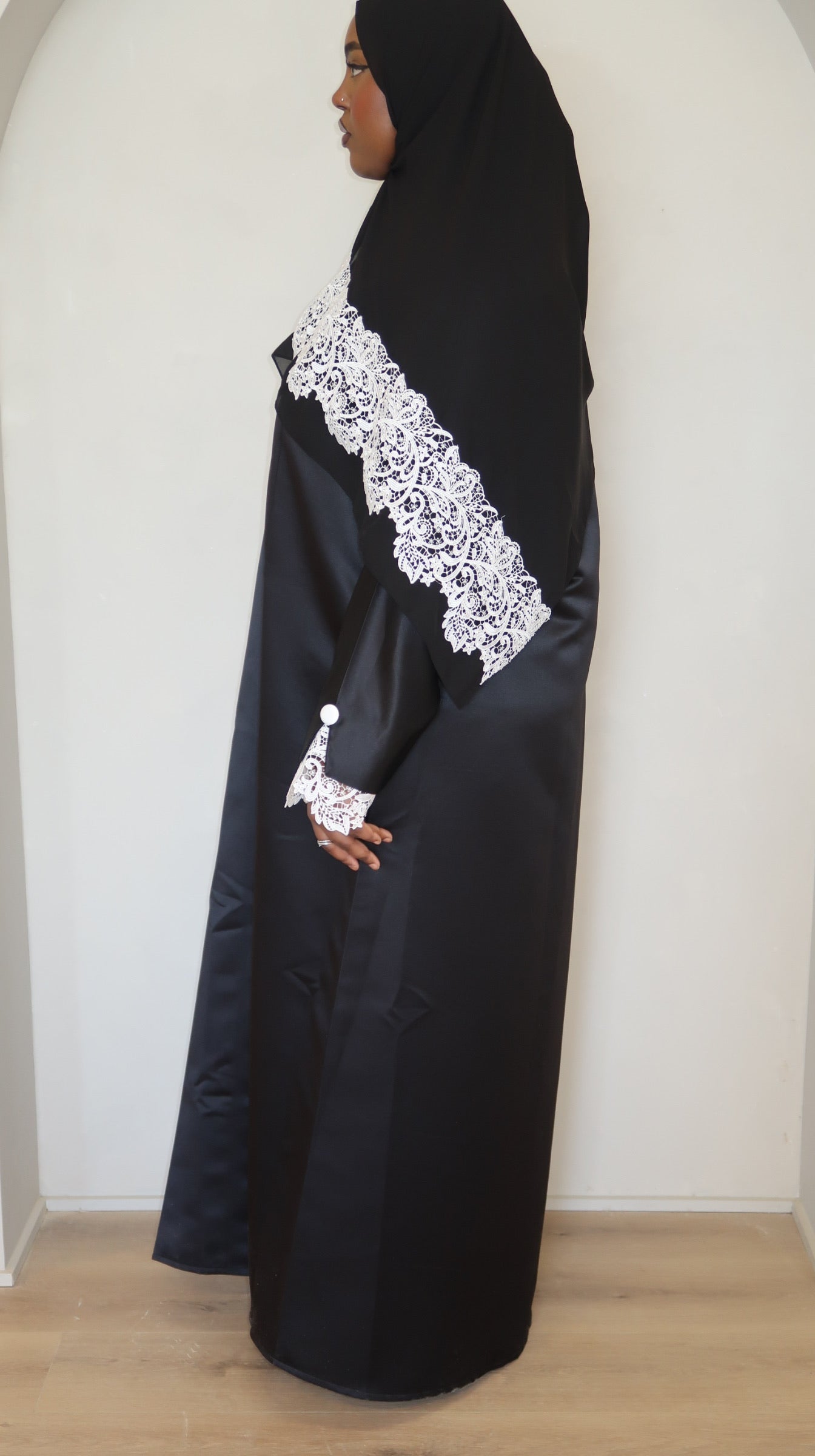 Noire Abaya